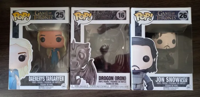 Coleção Pop funko game of thrones - Daenerys, Drogon e Jon Snow