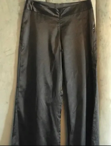 Calça pantalona cetim marca bluk tam 44 NOVA
