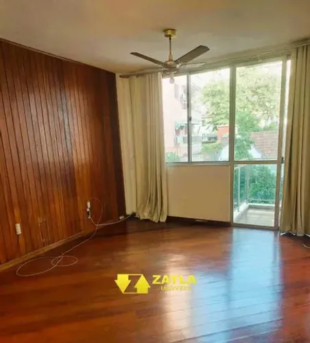 Apartamento com varanda vaga de garagem á venda na Tijuca Rj