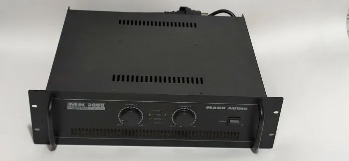 Som Profissional 600 Watts RMS