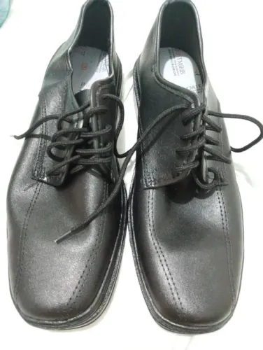 Sapatos sociais pretos
