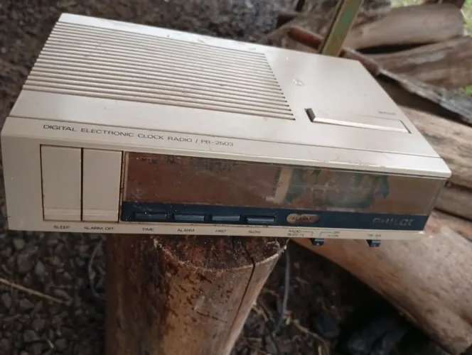 Rádio Relógio Digital Philips PR-2503 - Vintage