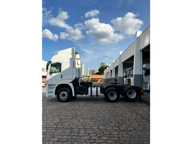 Volkswagen 25.360 2021