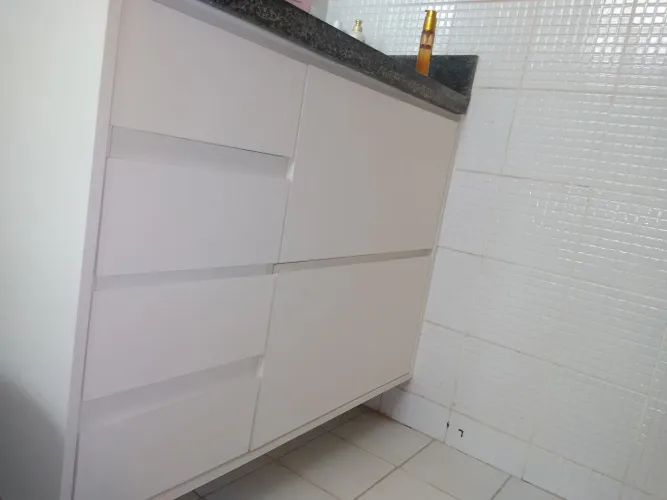 Armário de Banheiro Branco Novo
