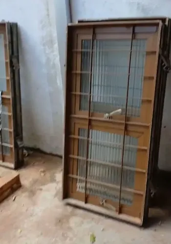 Janela basculante 1,20 X 0,60