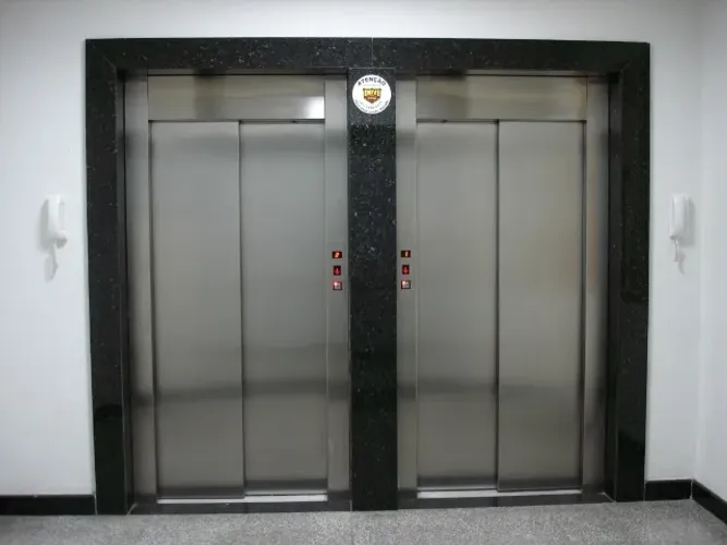 Porta de Elevador automatica de aço kit completo