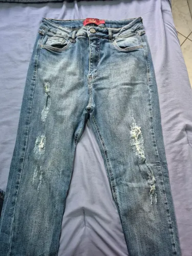 Duas calças jeans numero 44