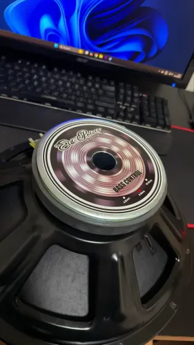 Alto falante 15? Eld Power