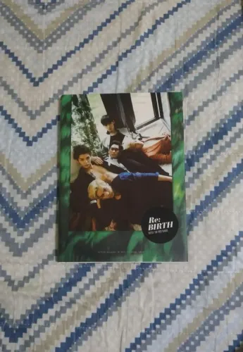Álbum do Nu'est (Re: BIRTH)
