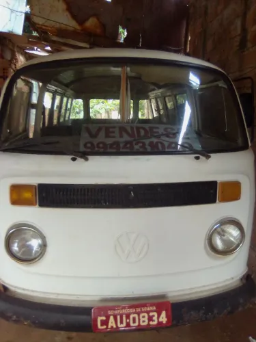 Volkswagen Kombi Standard/ Luxo/ Serie Prata 1976