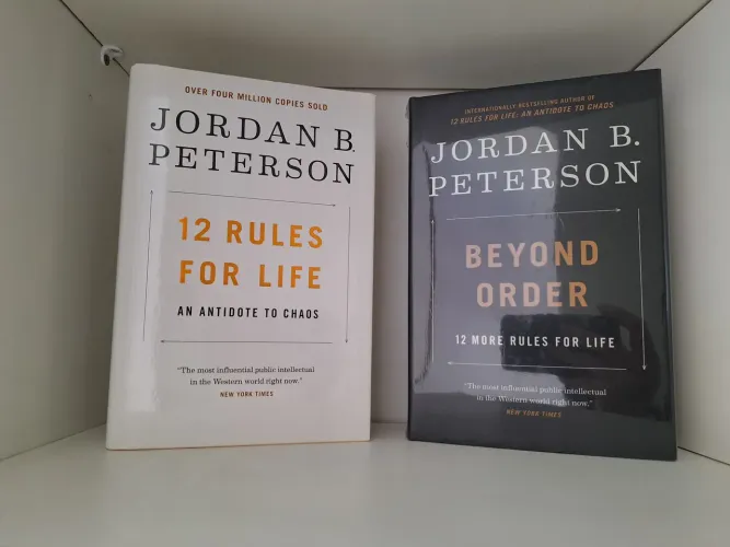 12 Rules for Life e Beyond Order, de Jordan Peterson - Livros novos, capa dura.