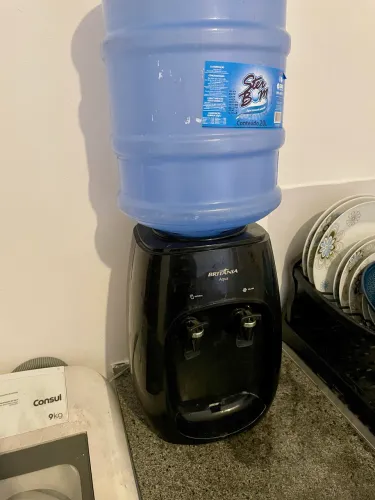 Gelágua Britânia preto 