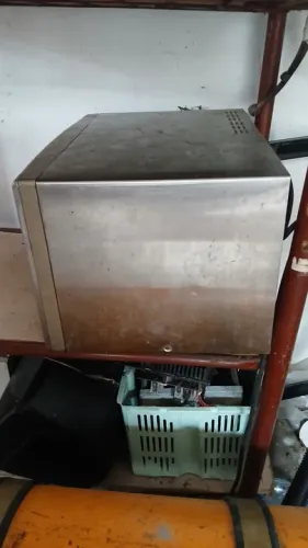 Micro-ondas com defeito
