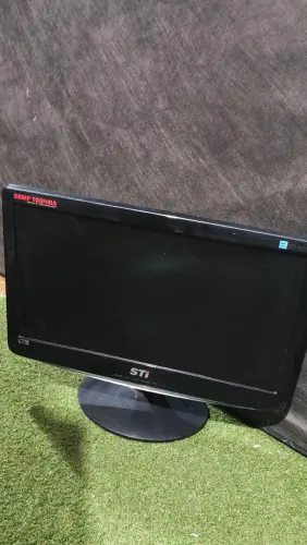 Monitor LCD Semp Toshiba 18,5" Wide 1941W STI - Preto