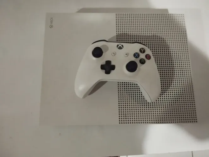 Xbox One Branco - Console de Vídeo Game