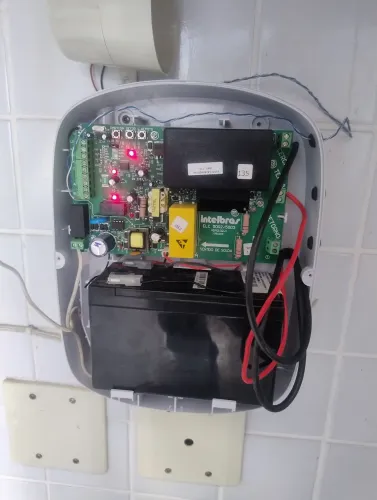 Central de Alarme e Cerca Elétrica+ Instalação 