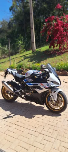 BMW S1000rr M Pack 2024 (13k abaixo da fipe e com acessorios)