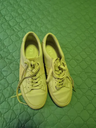 TENIS zara