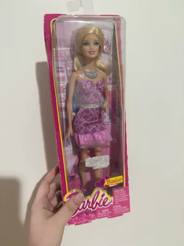 Boneca Barbie Fashionista
