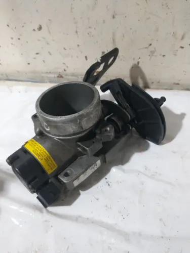 Corpo de borboleta Ford Mondeo 95
