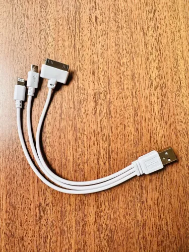 Cabo USB 3 em 1 - lightining, mini USB e 30 pinos (Apple)