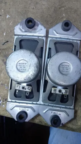 Alto-falantes (Speakers) Sony 1-826-364-11 funcionando 