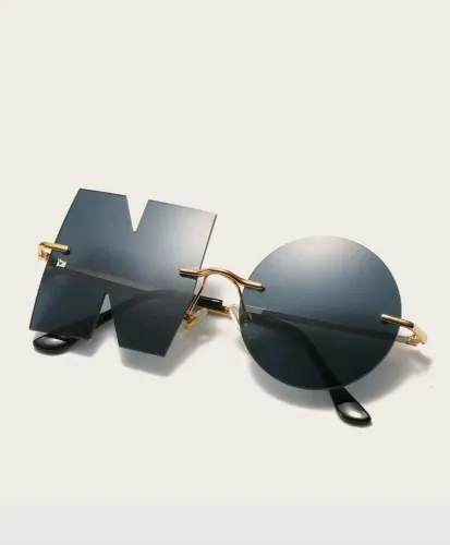 Óculos de Sol Modernos com Design Único