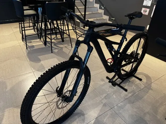 Bike / Bicicleta Specialized Stumpjumper Alloy 2022 - estado de zero 