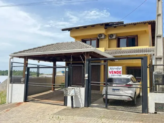 Casa linda, prontinha para morar por 899 mil