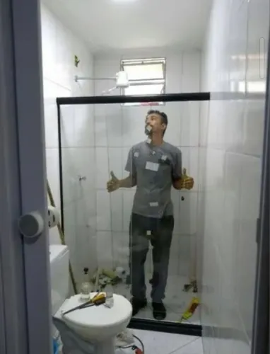 Box Blindex + Brinde. $380,00 M² em 10X no cartão. Instalação em até 24h.