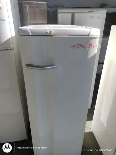 REFRIGERADOR ELECTROLUX UMA PORTA 220V