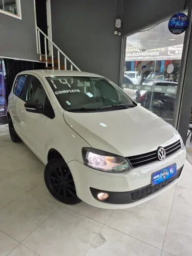 Volkswagen Fox 1.0 MI Total Flex 8V 5P 2014
