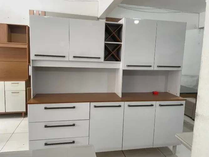 Armário de cozinha entrega grátis 