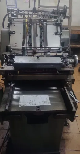 Katu numeradora, corte e vinco.