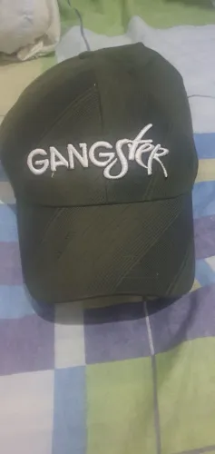 Boné Gangster em ótimo estado.