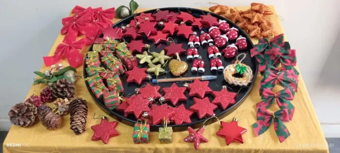 LOTE C/150 ENFEITES DE NATAL PEQUENOS DIVERSOS 