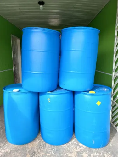 Tambor 200 litros plástico 