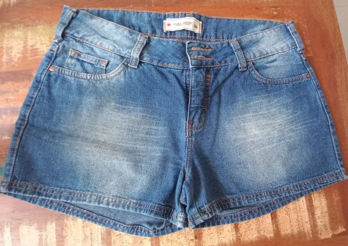 Shorts jeans feminino - C&A - Tam. 46 - Em ótimo estado