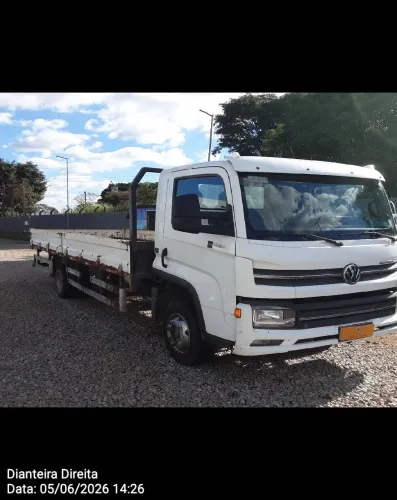 Volkswagen 11.180 11-180 Delivery 2p (diesel)(E5) 2022/2023 Vamos Seminovos Caçapava