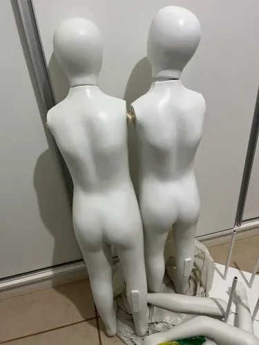 Casal de Manequins Infantis - Menino e Menina - Tamanho 6 a 8 Anos
