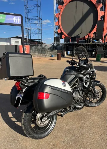 Triumph Tiger 800 XRX 2019 -  IMPECÁVEL 