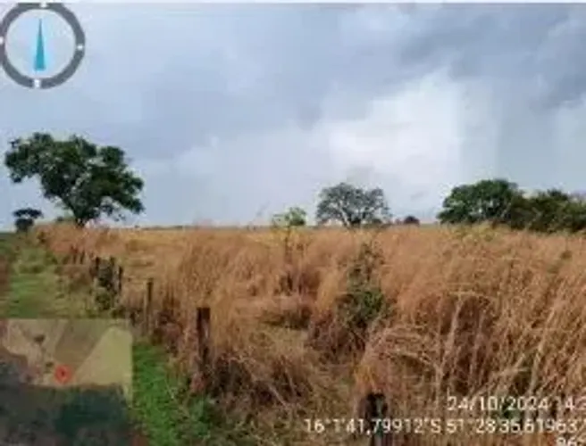Área à venda com 362,99 m² em Montes Claros de Goiás.