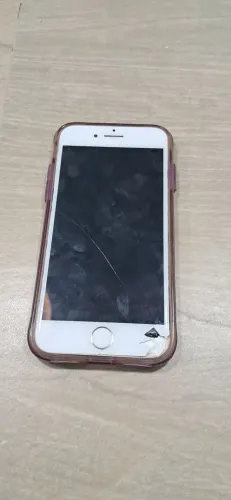 I phone geração 8 normal 64 gb ,retirada de peças 