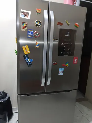 Geladeira electrolux com defeito