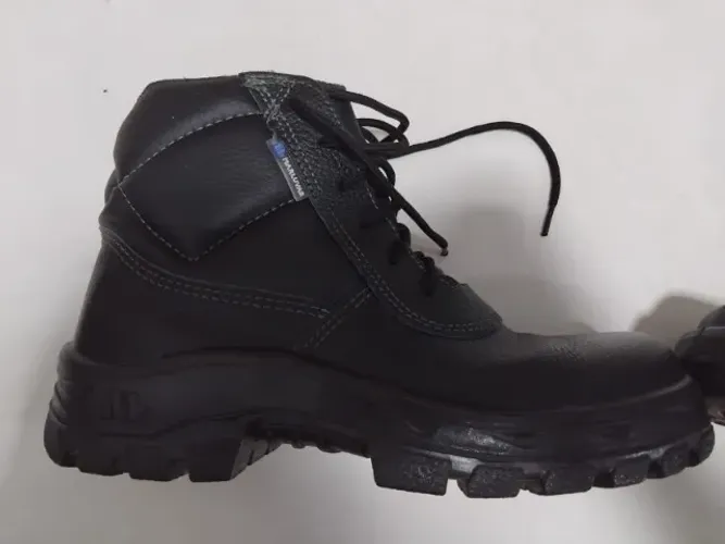 PAR DE BOTAS DE SEGURANÇA MARLUVAS - EPI Ótimo estado