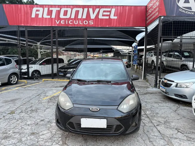 Ford Fiesta Sedan 1.0 8V Flex 4P 2013