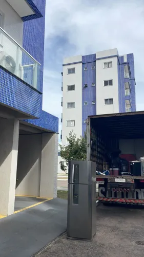 Frete e mudança caminhão bau 