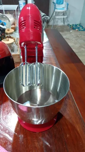Vendo batedeira Britânia!