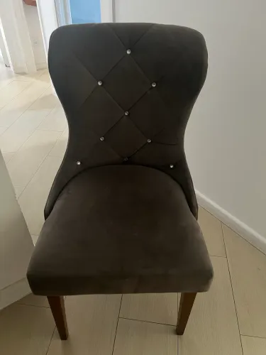 JOGO 4 CADEIRAS SEMI NOVAS