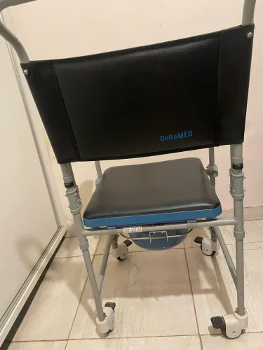 Vende-se. Cadeira de banho